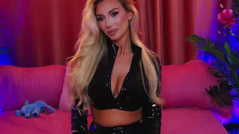DalidaSelena online show from June 2026 05:02:02 PM