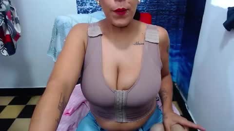  Dalilah  online show from December 2025 03:19:01 PM