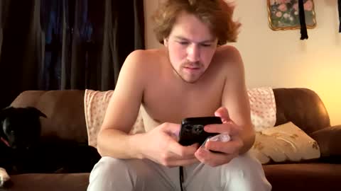 Snapshot of dalton8373 chatting on January 2025 10:31:02 PM Dalton8373 online show from January 2025 10:31:02 PM