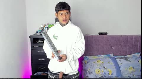 damar_felipe online show from June 2026 10:08:02 PM