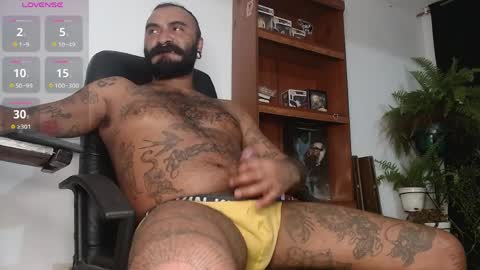 Snapshot of damian_darkside_ chatting on March 2026 02:01:02 AM Damian online show from March 2026 02:01:02 AM