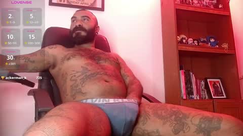 Snapshot of damian_darkside_ chatting on April 2026 01:41:02 AM Damian online show from April 2026 01:41:02 AM