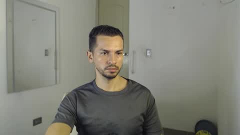 Damian online show from October 2025 03:42:02 PM