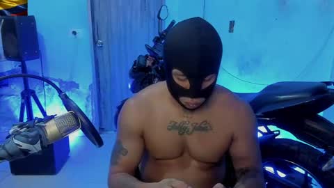 Snapshot of damian_torner chatting on August 2026 09:11:02 AM Damian torner online show from August 2026 09:11:02 AM