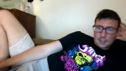 Damian online show from June 2026 11:32:01 PM