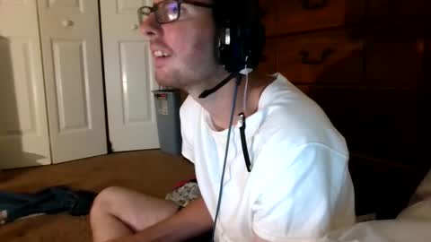 Snapshot of damianlions chatting on June 2026 12:32:02 AM Damian online show from June 2026 12:32:02 AM