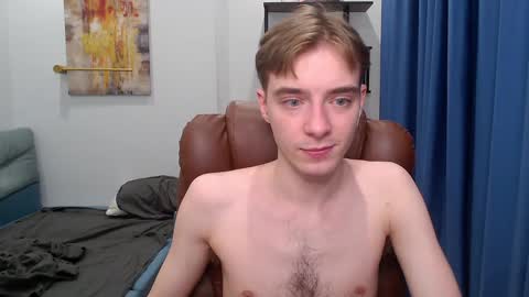 Snapshot of damiano_skinny chatting on January 2025 06:44:01 PM my show from 300-1000 UTC online show from January 2025 06:44:01 PM