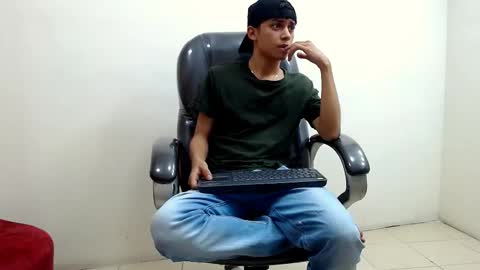 LIAM online show from October 2025 07:20:02 PM