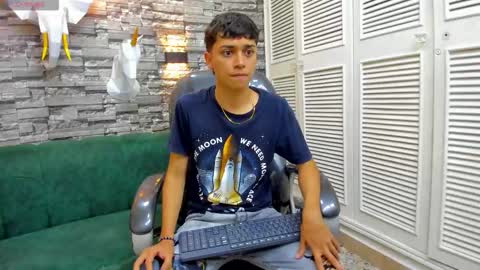 LIAM online show from November 2025 06:24:02 PM