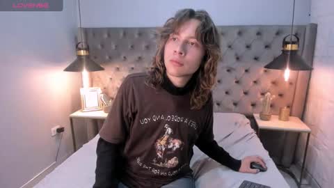 Snapshot of damiennoir chatting on November 2025 07:46:02 PM damiennoir online show from November 2025 07:46:02 PM