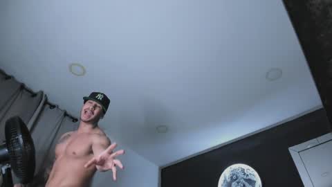 INSTAGRAM  DAMMIANMILLEROFICIAL online show from April 2026 03:12:02 AM