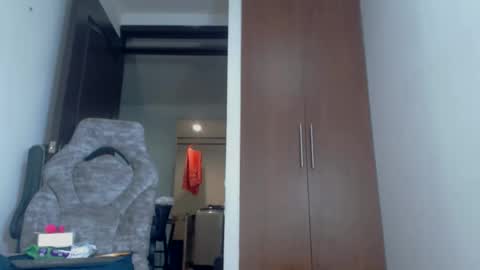 dammuscle online show from March 2026 02:26:01 AM