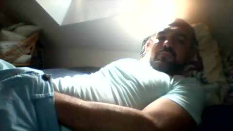 Snapshot of damocles240 chatting on June 2026 09:29:01 AM damocles240 online show from June 2026 09:29:01 AM
