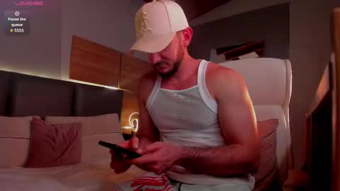 D A M O N online show from November 2025 05:13:02 PM