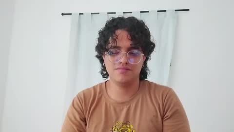 Diane Blosson online show from February 2026 01:42:01 AM