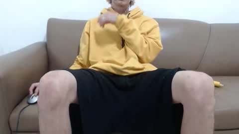 dan_jonson15 online show from January 2026 12:18:02 PM