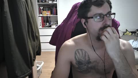 Snapshot of dan_the_man405 chatting on February 2025 07:04:01 PM King Dan online show from February 2025 07:04:01 PM