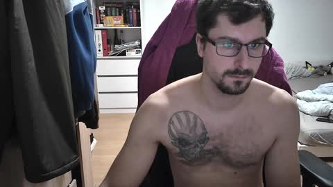 Snapshot of dan_the_man405 chatting on February 2025 06:24:02 PM King Dan online show from February 2025 06:24:02 PM