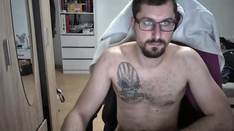 Snapshot of dan_the_man405 chatting on March 2025 07:38:01 PM King Dan online show from March 2025 07:38:01 PM