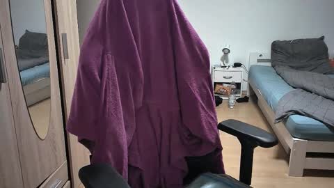 Snapshot of dan_the_man405 chatting on September 2025 07:36:01 PM King Dan online show from September 2025 07:36:01 PM