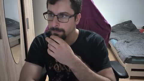 Snapshot of dan_the_man405 chatting on September 2025 06:52:01 PM King Dan online show from September 2025 06:52:01 PM