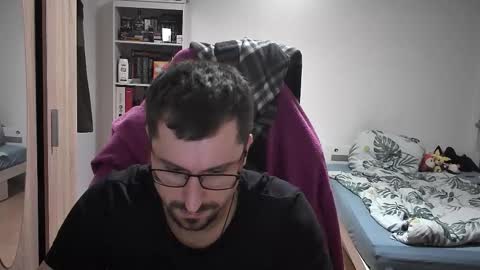 Snapshot of dan_the_man405 chatting on November 2025 09:15:01 PM King Dan online show from November 2025 09:15:01 PM