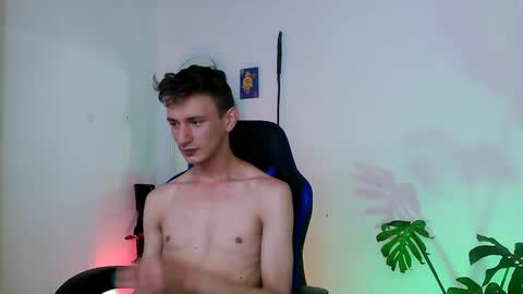 Dan and Noah online show from September 2025 04:43:02 PM