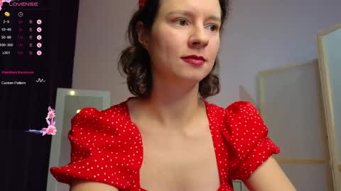 Snapshot of dana_magical chatting on December 2024 12:33:02 PM DANA online show from December 2024 12:33:02 PM