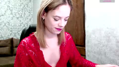 Dana SmileX online show from February 2026 08:40:02 PM