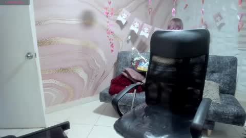 Danaa Rey online show from February 2025 11:17:02 AM