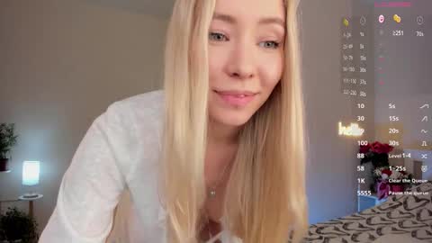 Dana online show from October 2025 09:36:01 PM