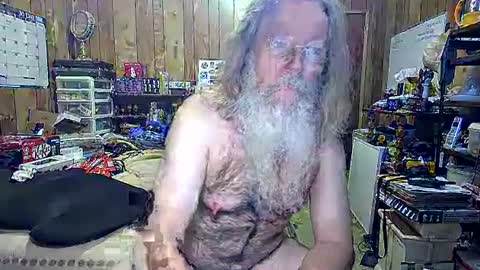 Snapshot of danagm chatting on January 2025 05:41:01 PM Dana online show from January 2025 05:41:01 PM