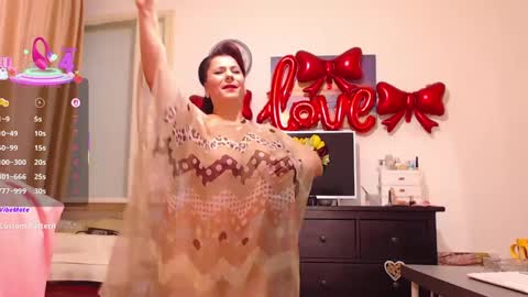 Snapshot of danahot4u chatting on March 2025 03:45:02 PM dana online show from March 2025 03:45:02 PM