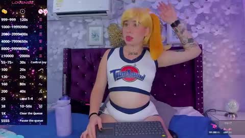 Daniela online show from February 2025 02:02:01 PM