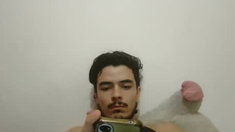 Snapshot of dani_42017 chatting on February 2025 11:43:02 AM dani_42017 online show from February 2025 11:43:02 AM