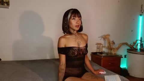 Snapshot of dani_angel_ chatting on February 2025 12:16:01 AM Dani online show from February 2025 12:16:01 AM