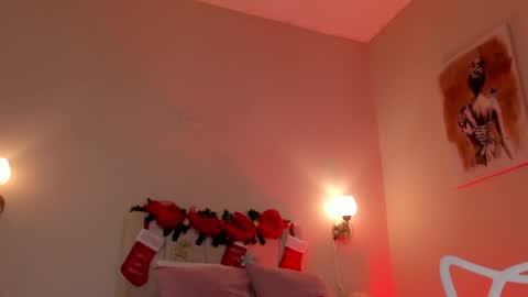 Snapshot of dani_skinny_ chatting on December 2024 03:13:02 PM Hi I am Dani online show from December 2024 03:13:02 PM