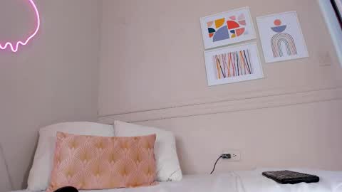 Snapshot of dani_skinny_ chatting on September 2025 11:33:01 AM Hi I am Dani online show from September 2025 11:33:01 AM