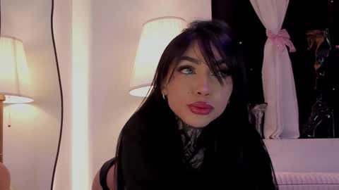 Dani online show from December 2025 10:16:01 PM