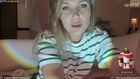 daniangel_web online show from April 2026 07:28:01 PM