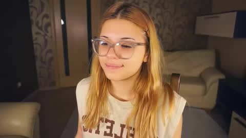 Venice online show from September 2025 06:41:02 PM