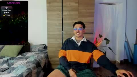 Dani  online show from April 2026 05:17:01 PM