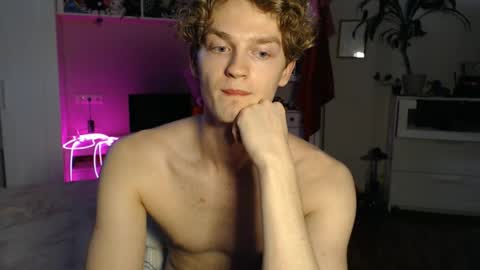 Snapshot of daniel_yumm chatting on May 2026 02:13:01 PM Daniel online show from May 2026 02:13:01 PM