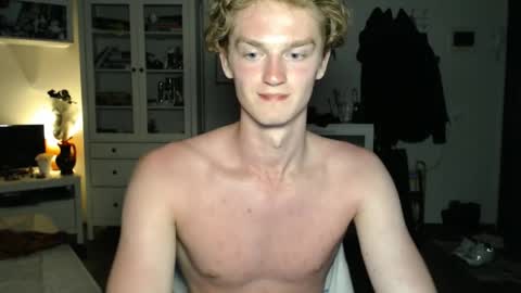 Snapshot of daniel_yumm chatting on June 2026 07:29:01 PM Daniel online show from June 2026 07:29:01 PM