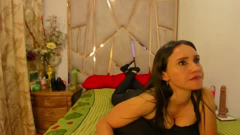 Daniela online show from April 2026 07:07:02 PM