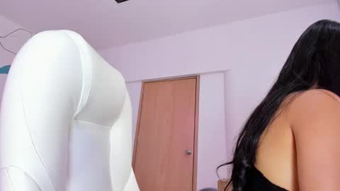 daniela_santanaa online show from December 2025 03:04:02 AM