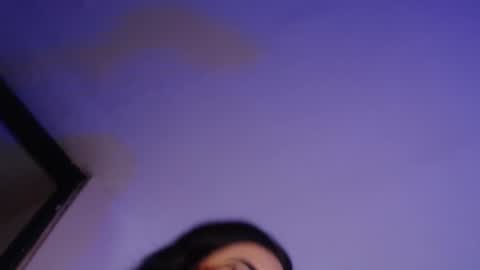 Lucia online show from February 2025 09:40:01 PM