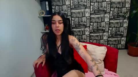 Snapshot of danielamonroe chatting on May 2026 10:05:02 PM danielamonroe online show from May 2026 10:05:02 PM