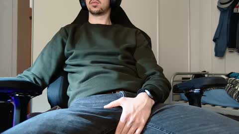 Snapshot of danielestasex chatting on January 2026 07:27:02 PM danielestasex online show from January 2026 07:27:02 PM