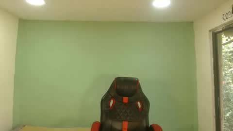 danielitopapii online show from December 2025 04:46:02 PM